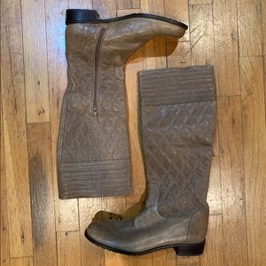 Stuart Weitzman Tan Quilted Boots